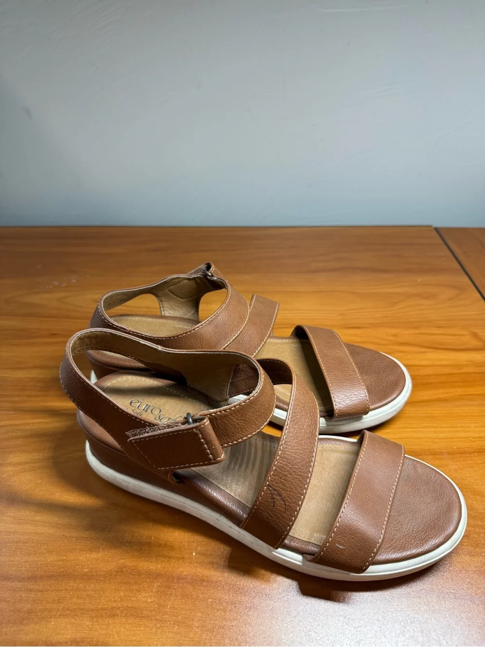 EuroSoft Joella Brown Comfort Sandal Slingback Strappy Ankle Strap Brown 8.5WIDE